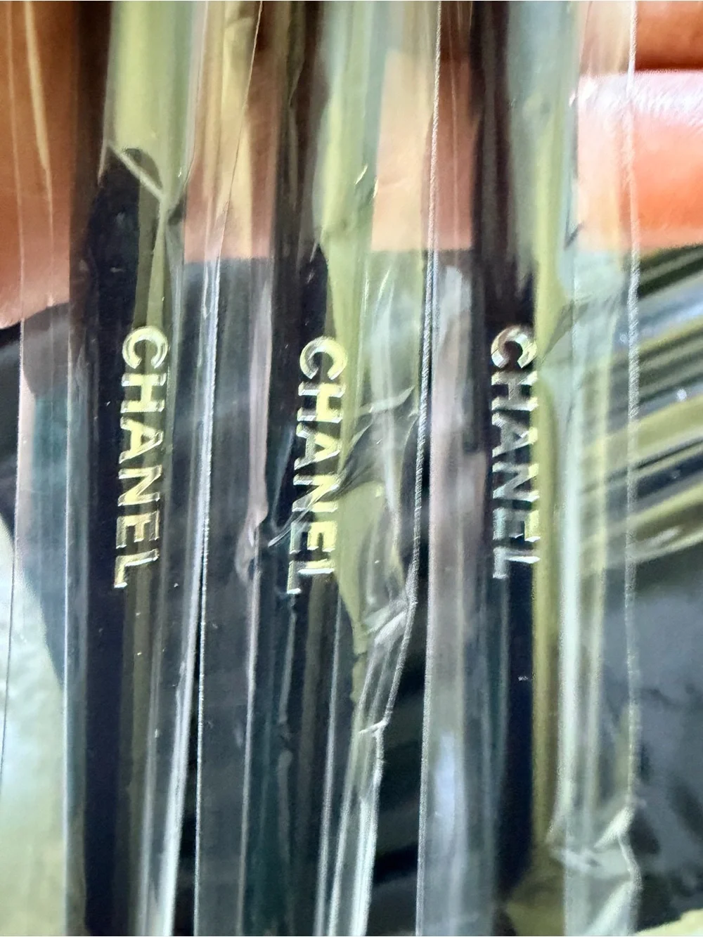 Fashion Chanel Set of 12 Makeup Brushes NEW in Branded Bag & Etched Flowers Box